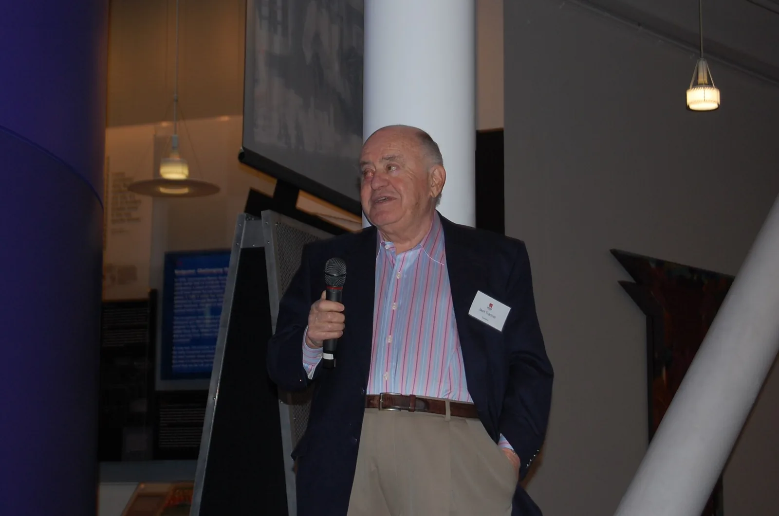 Jack Tramiel, fundador de Commodore y después dueño de Atari